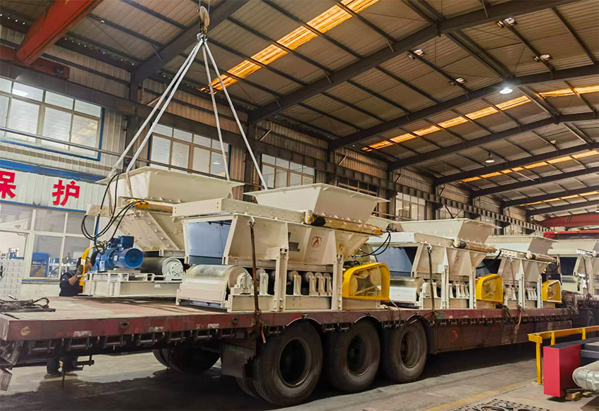 八臺帶式給煤機整裝待發！山東東達機電產品再赴甘肅慶陽